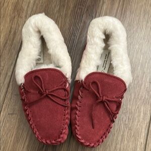 Red and White Casual Slippers with Soft Sole from UK